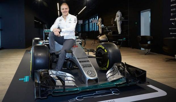 Mercedes, Bottas'ın sözleşmesini uzattı
