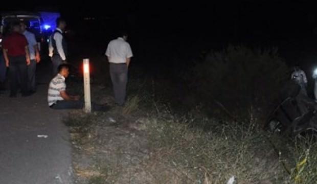 Otomobil şarampole devrildi: 2 ölü, 6 yaralı