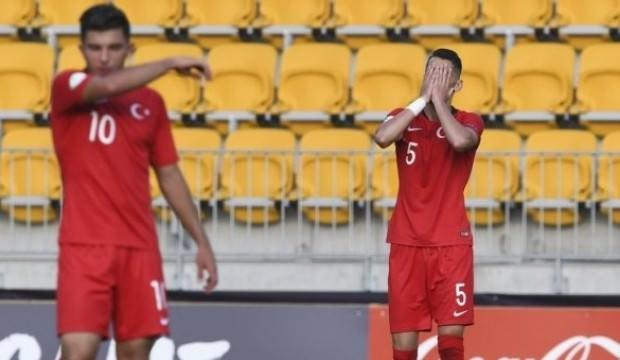 Türkiye, Fransa'ya 5-0 yenildi ve veda etti