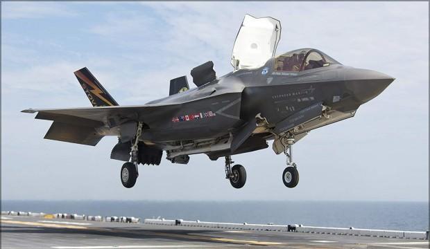 İlginç olay! F-35 pilotu hortumu tutturamadı