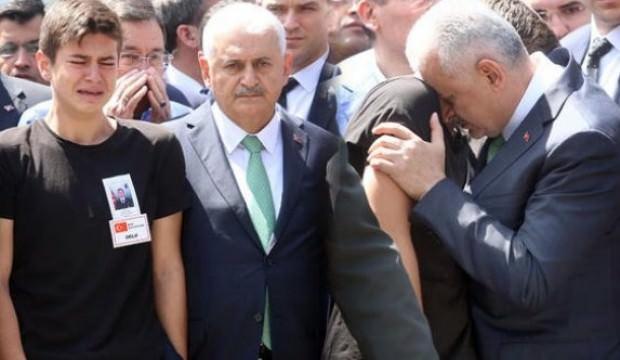 Binali Yıldırım torununa şehit ismi verdi