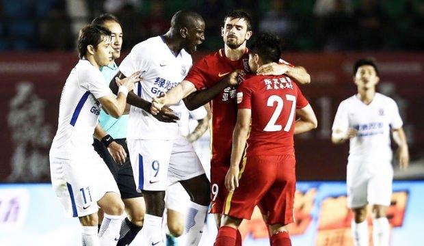 Demba Ba'ya yapılan ırkçı saldırı için soruşturma!