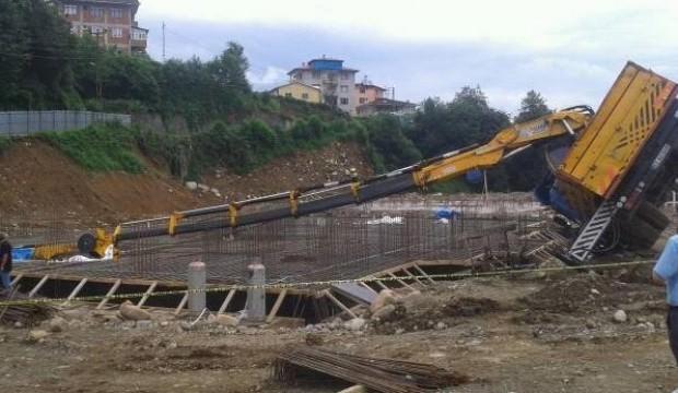 Rize’de vinç devrildi: 1 ölü