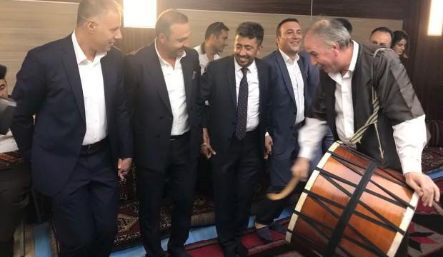 Çiğ köfte patenti türkülerle kutlandı