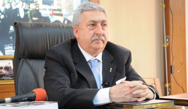 Dövizde oyun oynanıyor paniğe gerek yok