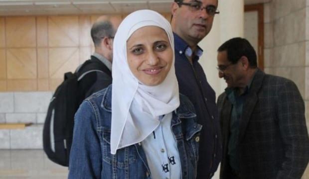 Filistinli şair yazdığı şiirlerin bedelini özgürlüğüyle ödüyor 81