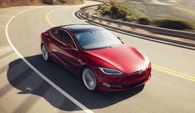 Tesla'ya ikinci yönetici aranıyor!
