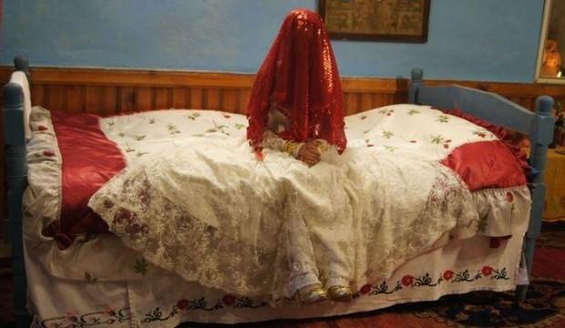 155'e şok ihbar! Çocuk gelin düğünden kurtarıldı