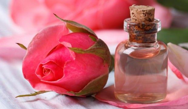 Evde gül suyu nasıl yapılır Evde gül suyu nasıl yapılır
