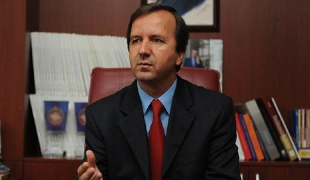 Gazeteci Ferat Gülver, Beyendik'e talip