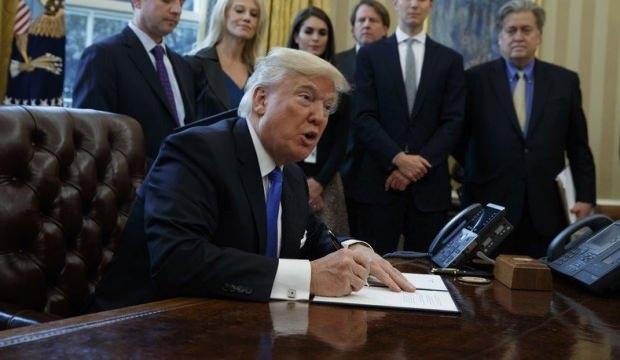 Trump: Onların piyasaları çöküyor