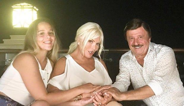 Ajda Pekkan Hollywood yıldızlarının otelinde kaldı Ajda Pekkan Hollywood yıldızlarının otelinde kaldı