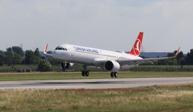 3'üncü Havalimanına inen ilk yolcu uçağı!