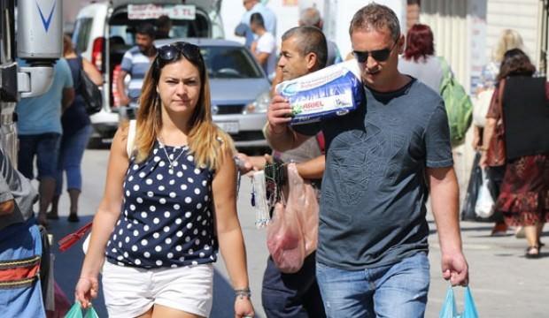 Yüzlerce otobüsle o ile geldiler!