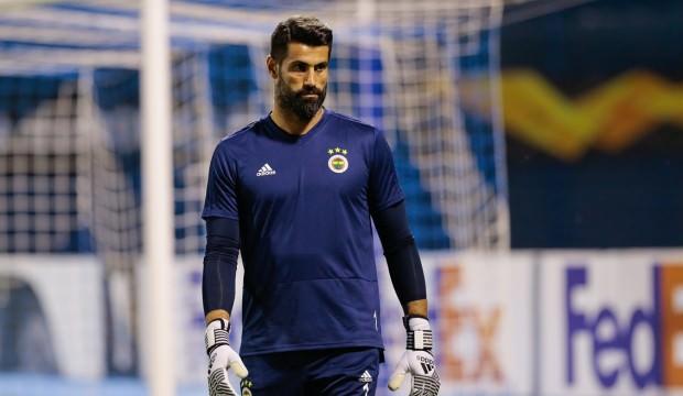 Fenerbahçe'de 3 kadro dışı, 3 ayrılık