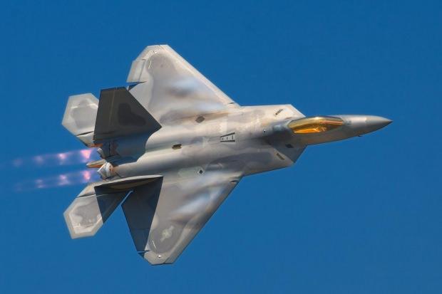Amerika'nın bugüne kadar hiçbir ülkeye satmadığı F-22 savaş uçağı
