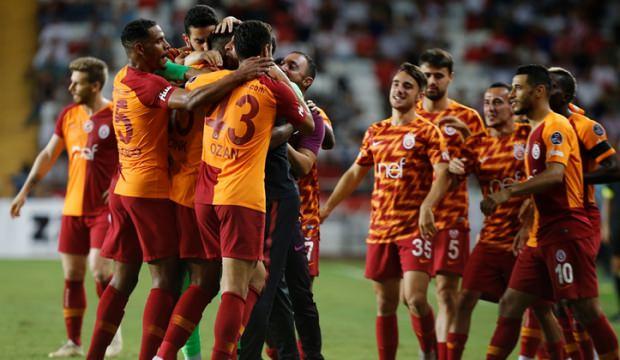 Terim'den sihirli dokunuş! 3 puanı Donk getirdi