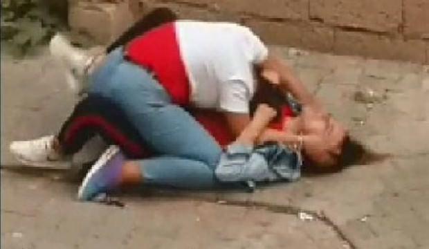 Liseli kızların kavgası dehşete düşürdü