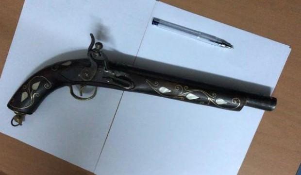 Çankırı'da 1850'li yıllara ait tüfek ele geçirildi