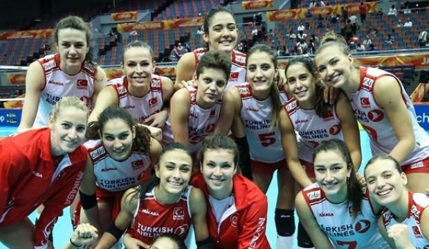 Filenin Sultanları Azerbaycan'ı da yendi