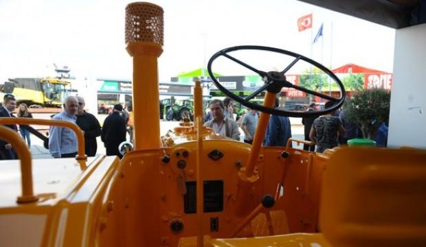 Herkes ona bakıyor! Paha biçilemiyor...