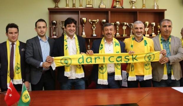 Oktay Derelioğlu'dan sürpriz imza!