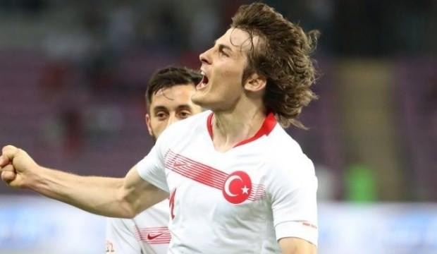 Çağlar Söyüncü'den Altınordu'ya destek!