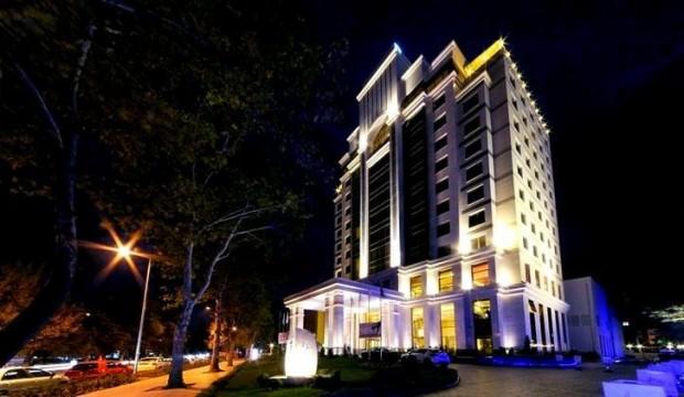 İldeki tek 5 yıldızlı otel satışa çıktı!