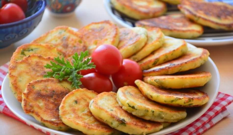 Patatesli kaşık dökme tarifi Patatesli kaşık dökme tarifi