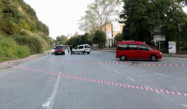 Yok böyle olay! 4 şeritli yolu kapatıp...