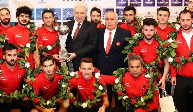 Ampute Milli Takımı, Mevlüt Uysal'ın konuğu oldu