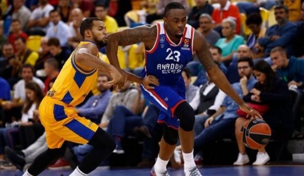 Anadolu Efes İspanya'da pes etmedi