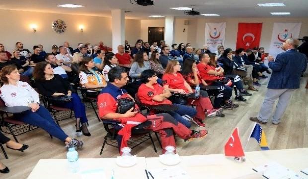 Bosna-Hersek'e "Acil Sağlık Eğitimi"