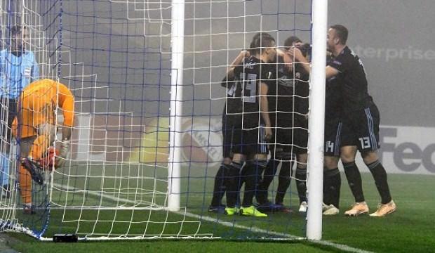Fenerbahçe'nin grubunda çıkmayı garantiledi