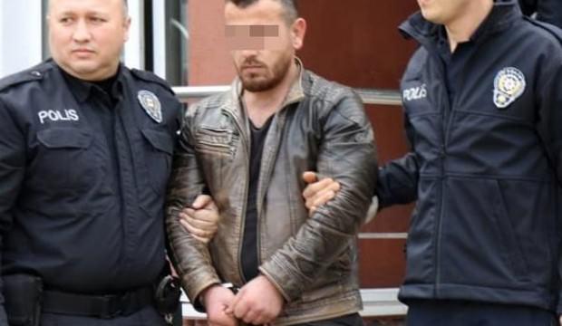 Hemşirelerin odasına gizlice girip...