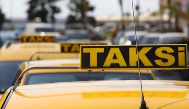 Lise önünde durdurulan taksiden cephanelik çıktı!