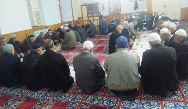 Sabah namazı cemaatine kahvaltı!