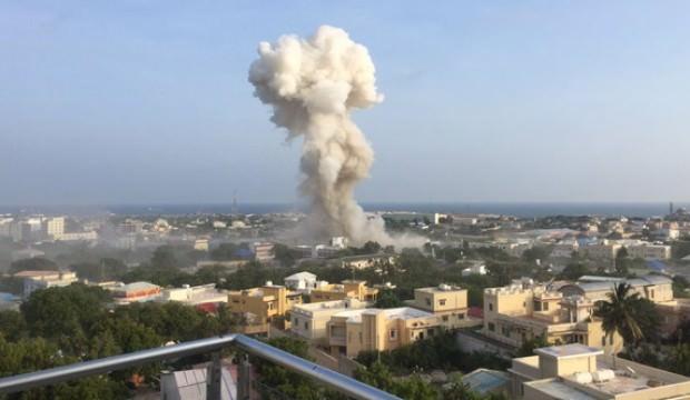 Somali’de art arda patlama: Çok sayıda ölü var