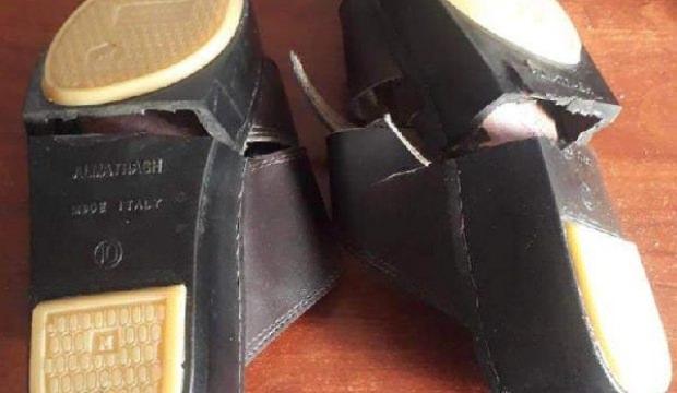 Terliklerin tabanından 990 gram 'uyuşturucu' çıktı