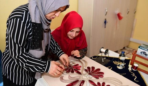 Bu merkezde kadınlara hem sanat var hem spor