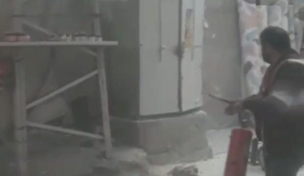 Patlayan trafo panik yaşattı