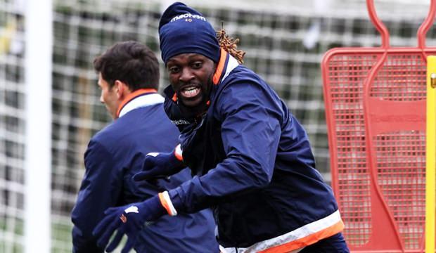 Başakşehir'e Adebayor müjdesi!