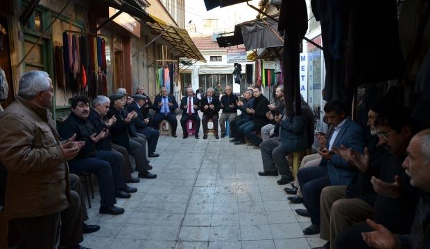 Çorum'da esnaf toplumun birliği için semaya el açtı