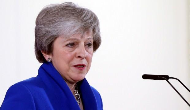 Theresa May: Türklerle işbirliği yapın