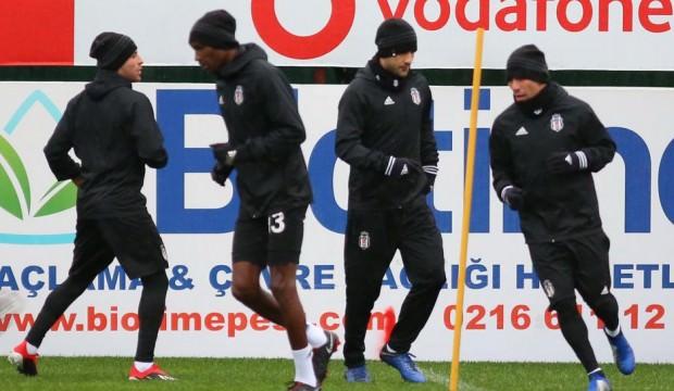 Beşiktaş'ta hazırlıklar 6 eksikle başladı