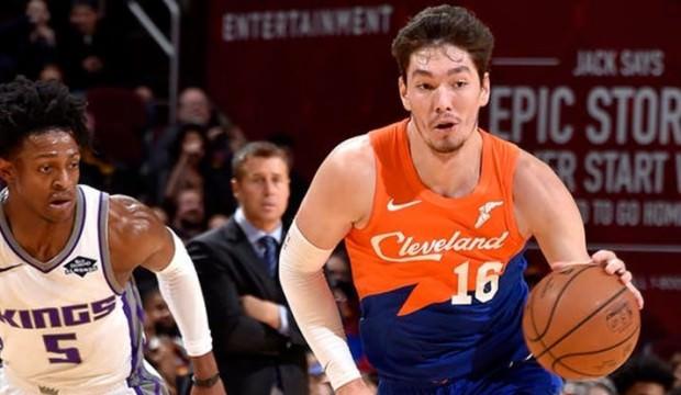 Cedi Osman'ın 10 sayısı takımını kurtarmadı