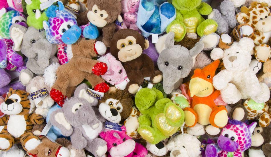 Peluş oyuncakları temizlemenin pratik yolları Peluş oyuncakları temizlemenin pratik yolları