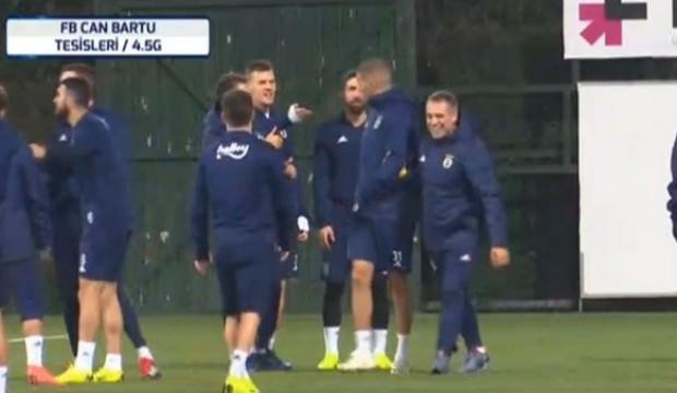 Ersun Yanal'ın ilk idmanında Koeman detayı