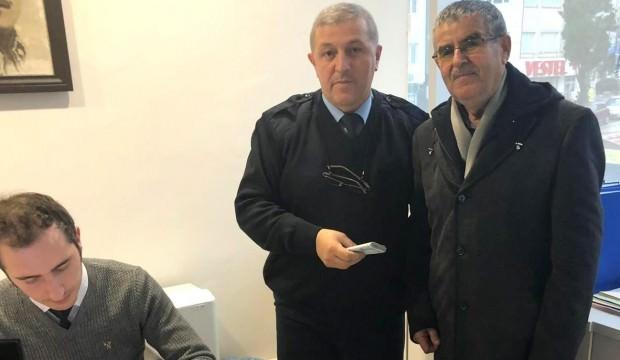Sokakta bulduğu 3 bin TL’yi sahibine ulaştırdı