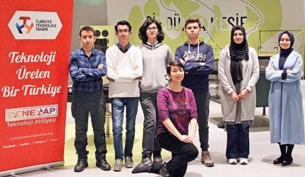 Lise öğrencileri yapay zeka peşinde